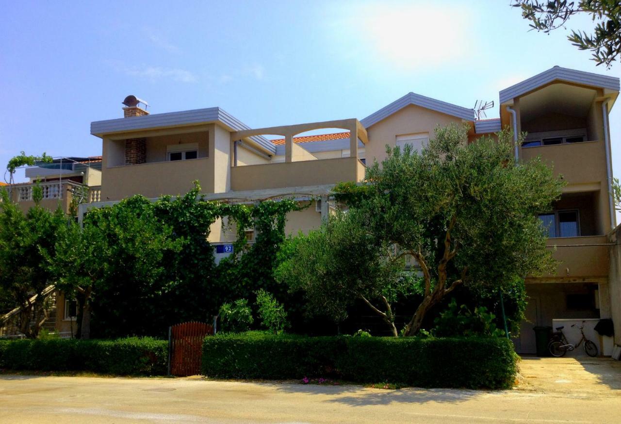 Apartments Dubravka Пироваць Екстер'єр фото